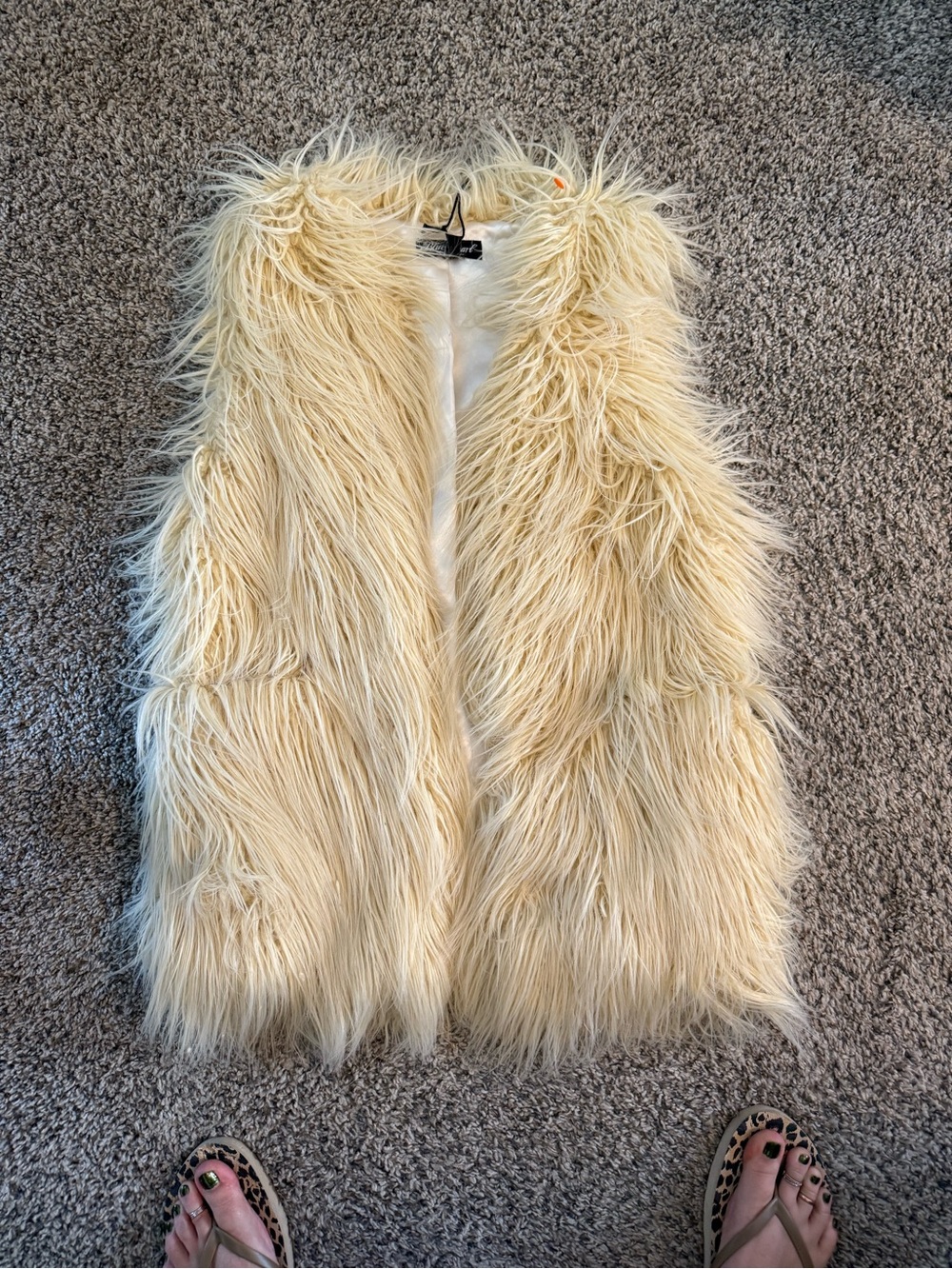 Women's Cream Faux Fur Sleeveless Vest